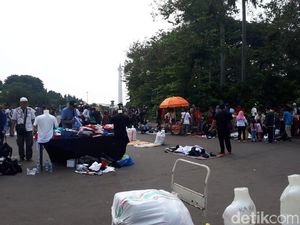 Usai Deklarasi, Massa #2019GantiPresiden Bubarkan Diri Usai Deklarasi, Massa #2019GantiPresiden Bubarkan Diri