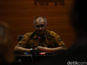 KPK Minta Izin DPR Gunakan Anggaran untuk Pengobatan Novel KPK Minta Izin DPR Gunakan Anggaran untuk Pengobatan Novel