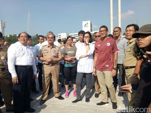 Sandiaga dan Sri Mulyani Tinjau Revitalisasi Lapangan Banteng