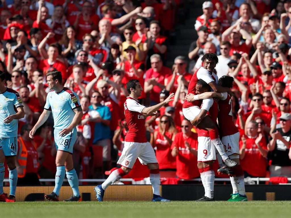 Arsenal Pesta Gol di Laga Kandang Terakhir bersama Wenger Arsenal Pesta Gol di Laga Kandang Terakhir bersama Wenger