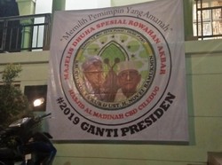 Spanduk Pengajian #2019GantiPresiden Terpajang di Masjid di Ciledug