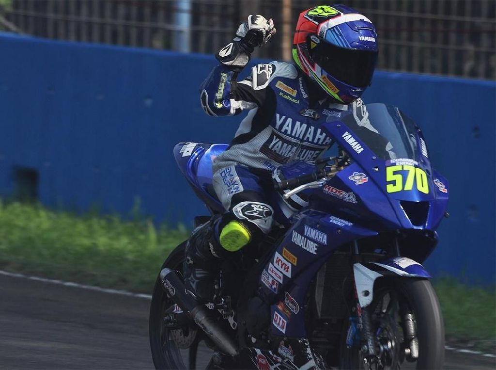Aldy Satya Juara Sport 150cc di Yamaha Sunday Race