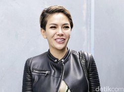 Nikita Mirzani Ingin Tahu Motif Si Penabur Garam di Rumahnya