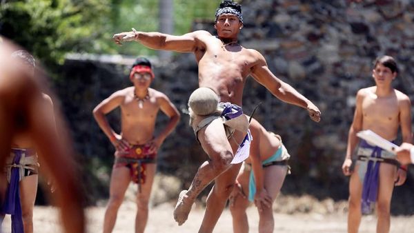 Uniknya Lomba Sepak Takraw Ala Meksiko