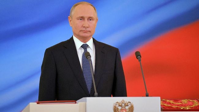 Putin Tepis Rudal Rusia Jatuhkan Pesawat MH17 Putin Tepis Rudal Rusia Jatuhkan Pesawat MH17