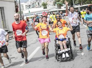 Antusiasme Ribuan Orang Berlari untuk Beramal