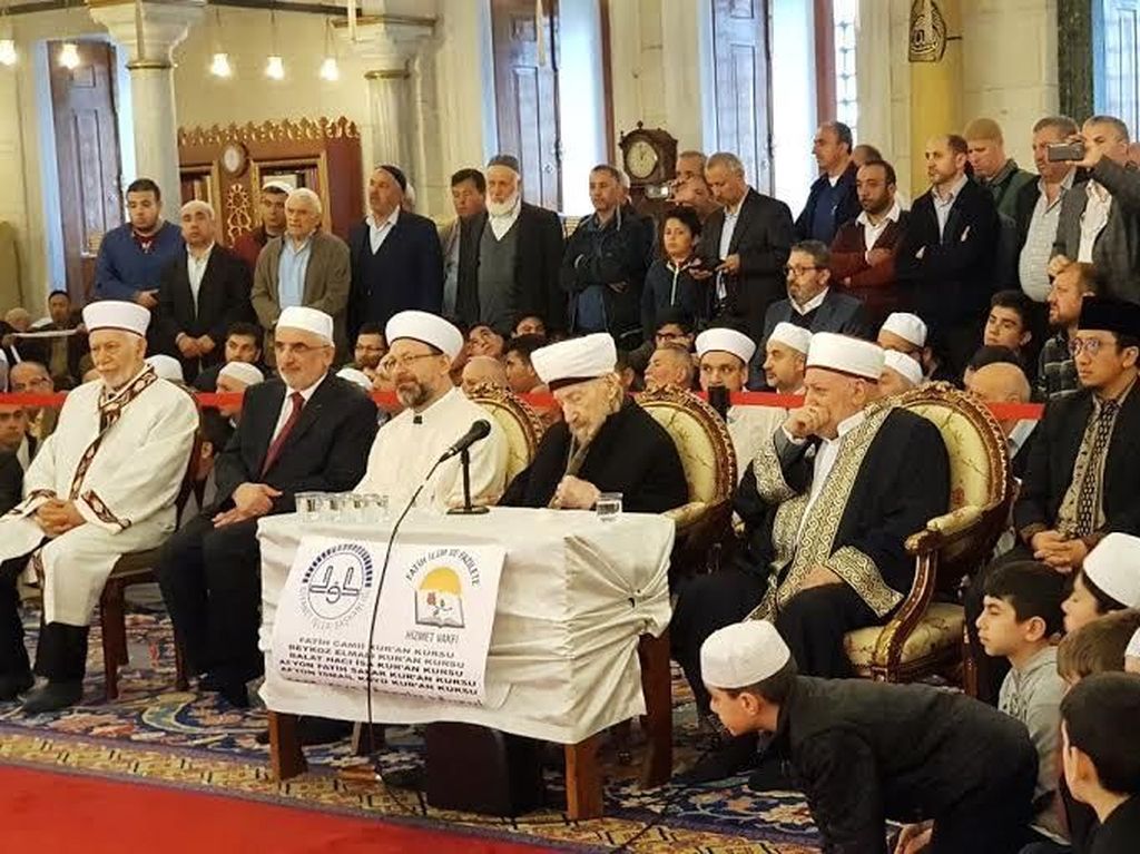 Jadi Tamu Kehormatan, Yusuf Mansur Tilawah di Masjid Turki Jadi Tamu Kehormatan, Yusuf Mansur Tilawah di Masjid Turki