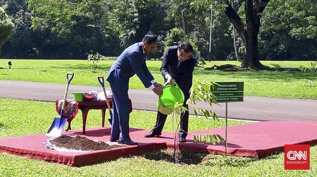 Jokowi Sambut Perdana Menteri China di Istana Bogor