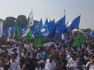 Cawalkot Serang: Ibu Kota Banten Kumuh, Alun-alun Bau Pesing!