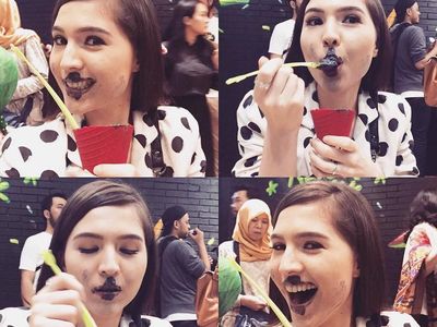 Jadi Mama Muda, Begini 10 Pose Olivia Jensen Saat Kulineran