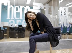 Ada Faktor Keluarga yang Buat Luna Maya dan Reino Belum Nikah