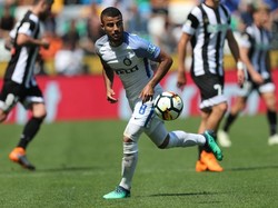 Rafinha Mau Bertahan Meski Inter Gagal ke Liga Champions
