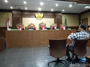 Penyidik KPK Cerita Misteri Hilangnya Novanto di Sidang Fredrich Penyidik KPK Cerita Misteri Hilangnya Novanto di Sidang Fredrich