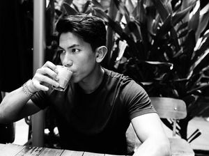 Intip 10 Gaya Makan Abdul Mateen, Pangeran Tampan dari Brunei Darussalam