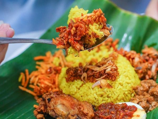 Komplet dan Sedap, Ini 10 Racikan Nasi Kuning Pilihan Netizen