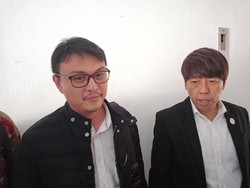 Panitia Bagi Sembako Beri Santunan ke Keluarga Bocah yang Tewas