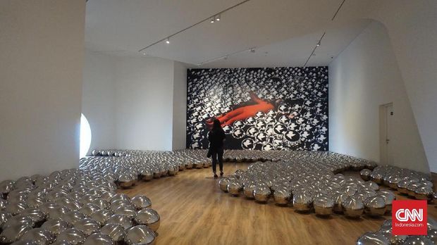 Narcissus Garden dari Yayoi Kusama punya cerita menarik di baliknya.