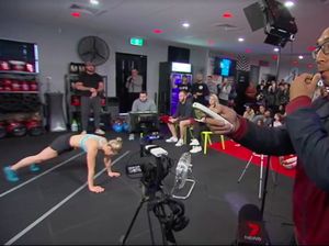 Pecahkan Rekor Burpees untuk Galang Dana, Wanita Ini Malah Dikritik