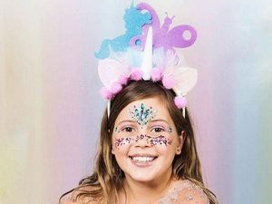 Keren, Anak 10 Tahun Sukses Jualan Glitter Hingga ke Mancanegara Keren, Anak 10 Tahun Sukses Jualan Glitter Hingga ke Mancanegara