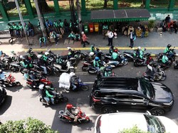 Ojek Online Tetap Ingin Diakui, Ini Tiga Alasannya