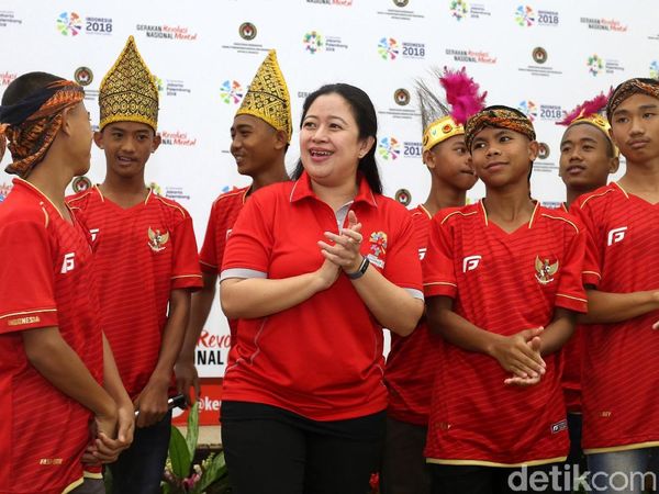Puan Lepas Kontingen Piala Dunia Anak Jalanan ke Moskow