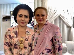 Mayangsari Kembaran Kebaya dengan Halimah di Nikahan Sekar