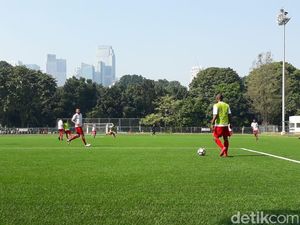 Persipura Tak Akan Main Bertahan di Kandang Persib