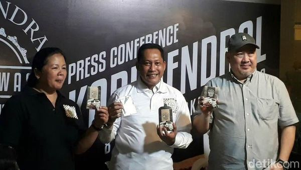 Buwas Pamer Produk Kopi Ganja
