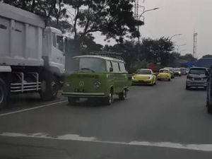 Viral Konvoi VW Lawan Arah Dikawal Polisi, Bolehkah? Viral Konvoi VW Lawan Arah Dikawal Polisi, Bolehkah?