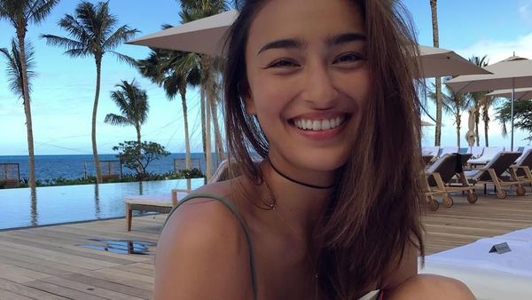 Foto: Jun Hasegawa, Model Cantik yang Cinta Pantai
