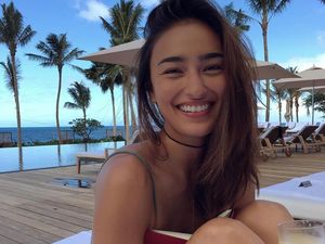 Foto: Jun Hasegawa, Model Cantik yang Cinta Pantai