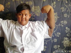 Transformasi Bocah Tergemuk di Dunia: Namaku Aria, Bukan Ariya Transformasi Bocah Tergemuk di Dunia: Namaku Aria, Bukan Ariya