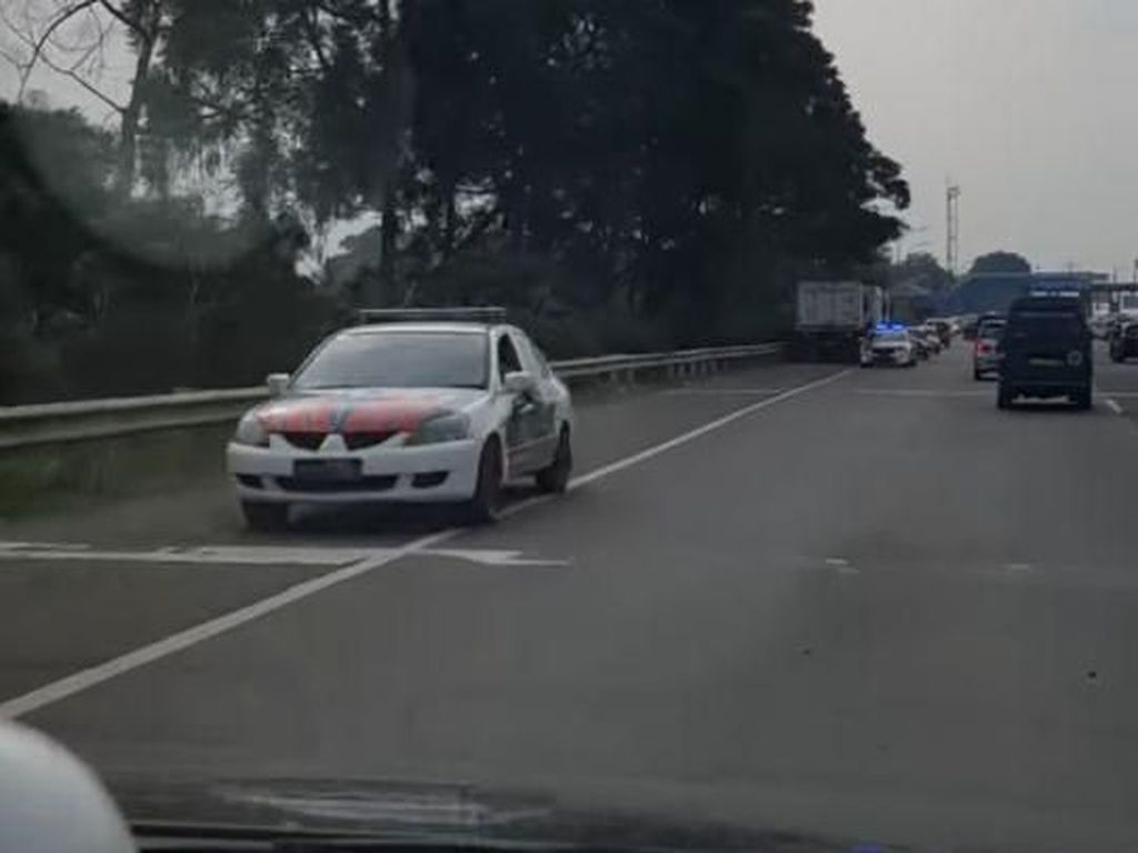 Korlantas Telusuri Video Viral Konvoi VW Lawan Arah Korlantas Telusuri Video Viral Konvoi VW Lawan Arah