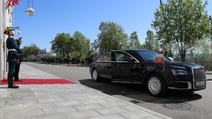 Kerennya Limosin Vladimir Putin Seharga Rp 2,7 T