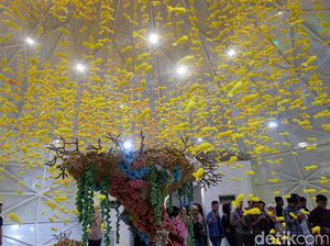 Kekaguman Donny Damara dan Ari Tulang Melihat ArtJog 11