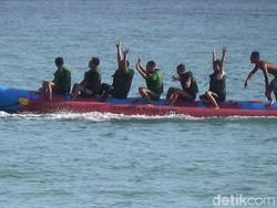 Main ke Pantai Simbaronce, Primadona Baru di Trenggalek