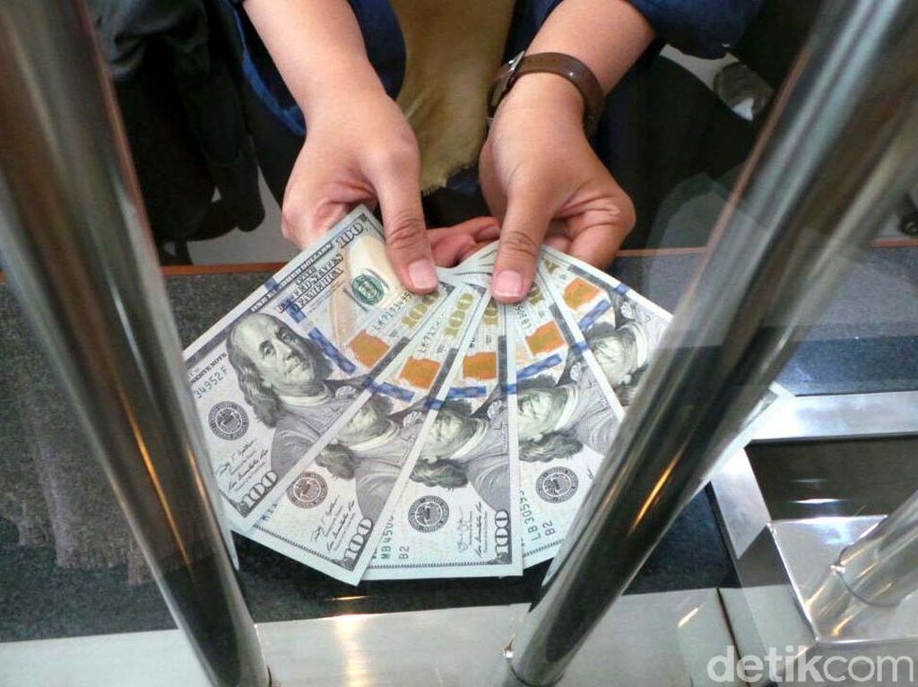 Rupiah Menguat, Dolar AS Parkir di Level Rp 14.010 Rupiah Menguat, Dolar AS Parkir di Level Rp 14.010