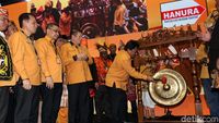 Rakernas Hanura Batal Dibuka Jokowi