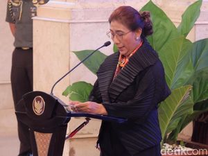 Susi: Tanpa Komitmen Jokowi, Kedaulatan Laut RI Hanya Mimpi Susi: Tanpa Komitmen Jokowi, Kedaulatan Laut RI Hanya Mimpi