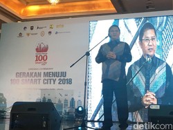 Menkominfo: Tanggung Jawab Registrasi SIM Card Ada di Operator