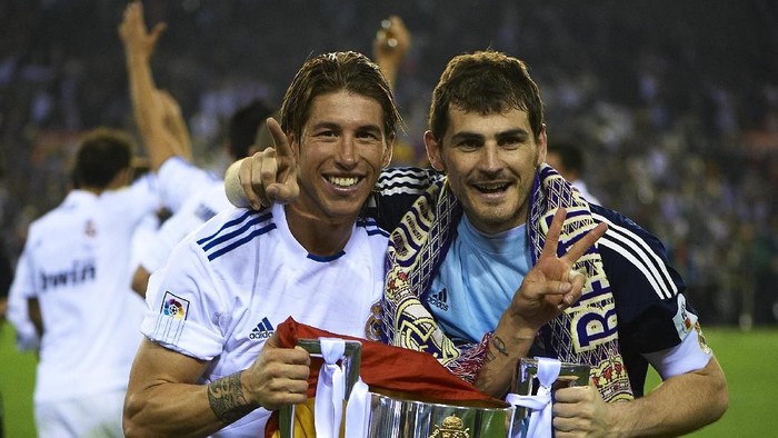 Sergio Ramos VALENCIA, BARCELONA - APRIL 20: Iker Casillas (R) and Sergio Ramos of Real Madrid celebrate after the Copa del Rey final match between Real Madrid and Barcelona at Estadio Mestalla on April 20, 2011 in Valencia, Spain. (Photo by Manuel Queimadelos Alonso/Getty Images)