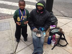 Keren! Bocah 4 Tahun Ini Jadi Pahlawan bagi Para Tunawisma