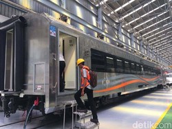 KAI Operasikan Kereta Baru Buatan INKA saat Mudik Lebaran