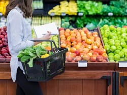 Enaknya Belanja di Pasar atau Supermarket Ya?