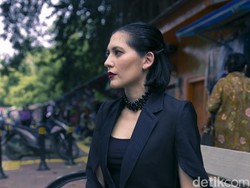 Yuk! Intip Serunya Pemotretan Bareng Hannah Al Rashid