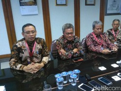 Rektor Unair: Dosen yang Tolak Pembubaran HTI Sedang Diklarifikasi