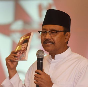 Emil Koreksi Gus Ipul Soal Kondisi Jalanan di Jawa Timur