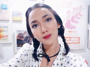 Pagi Makin Semangat Lihat Senyum Manis Leona Agustine Pagi Makin Semangat Lihat Senyum Manis Leona Agustine