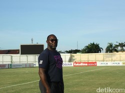Tentang Mahalnya Sambutan Bonek di Mata Jacksen