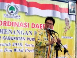 Luhut-Sri Mulyani Pose Satu Jari, Airlangga: Simbol Itu Biasa Saja